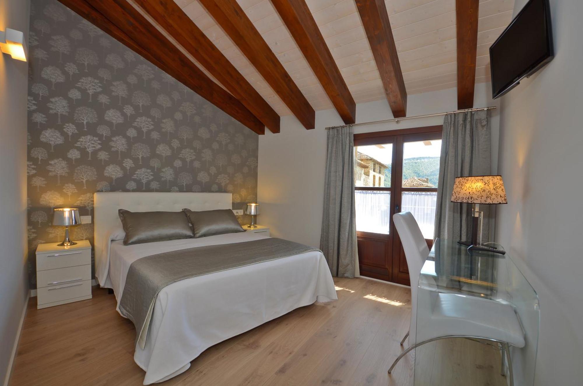 Apartamentos El Palacete De אינסה מראה חיצוני תמונה